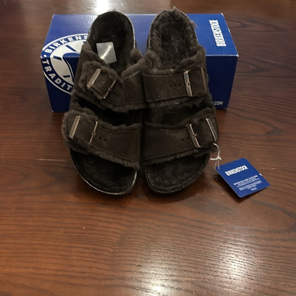 Arizona Shearling Mocca asst Sizes - Picture 2 of 6